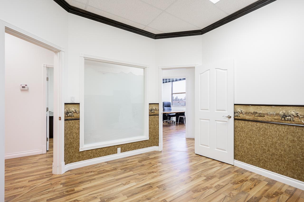 206 12877 76 Avenue, Surrey, BC