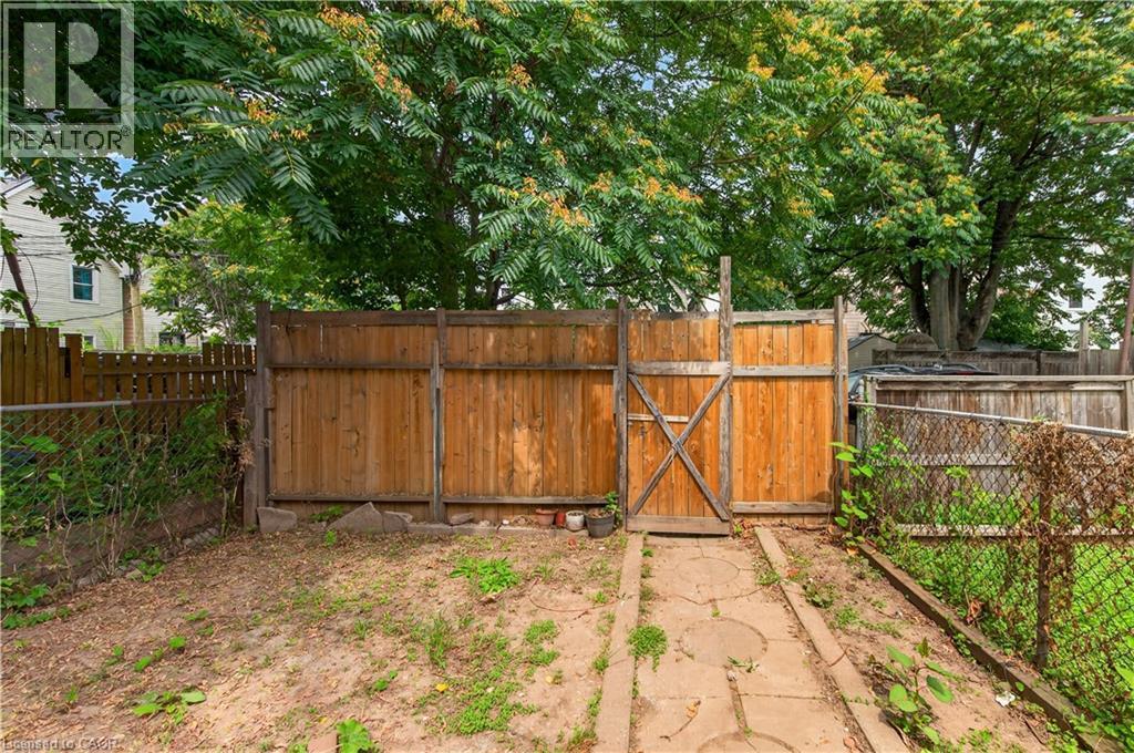 55 Francis Street, Hamilton, ON - Outdoor