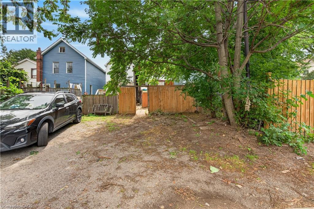 55 Francis Street, Hamilton, ON - Outdoor