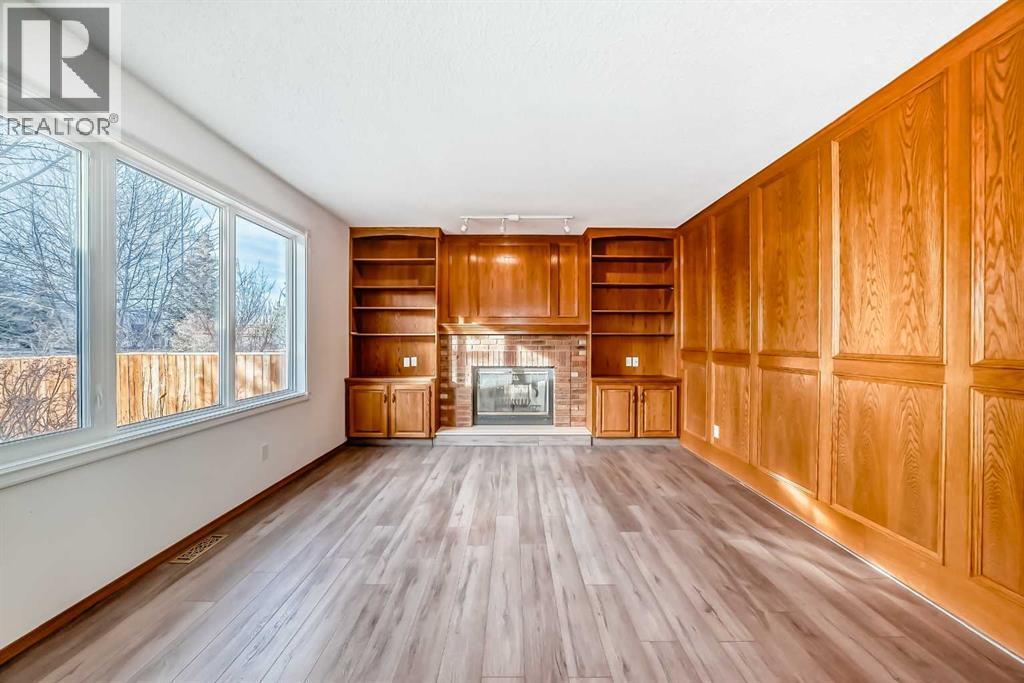 266 Edgepark Way Nw, Calgary, AB - Indoor With Fireplace
