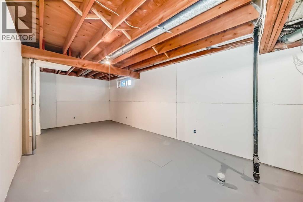266 Edgepark Way Nw, Calgary, AB - Indoor Photo Showing Basement