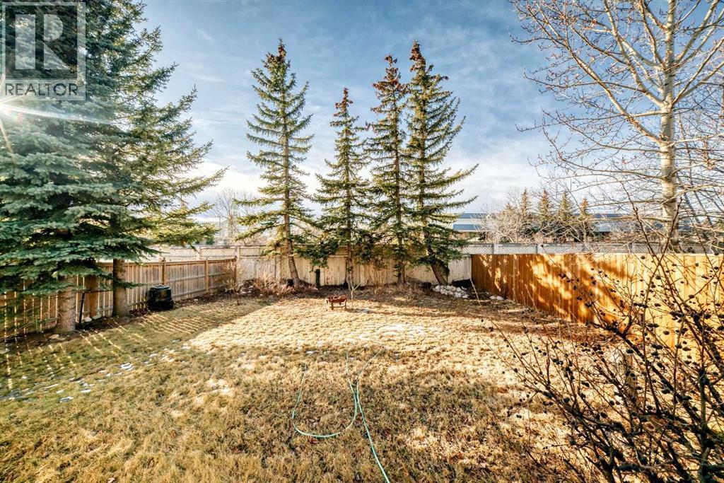 266 Edgepark Way Nw, Calgary, AB - Outdoor