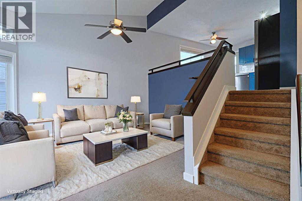 19 Sunridge Crescent Nw, Airdrie, AB - Indoor Photo Showing Living Room