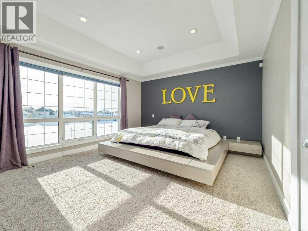 24 Fairmont Point S, Lethbridge, AB - Indoor Photo Showing Bedroom