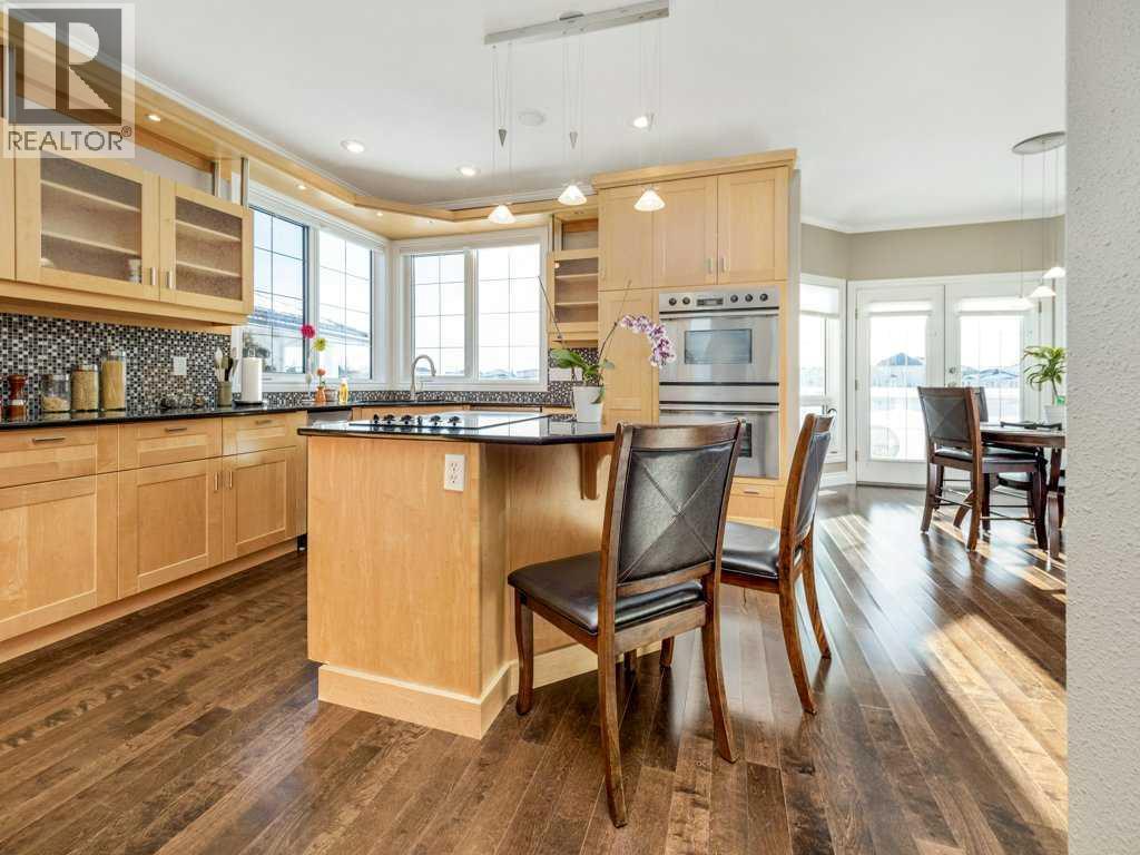 24 Fairmont Point S, Lethbridge, AB - Indoor Photo Showing Kitchen With Upgraded Kitchen
