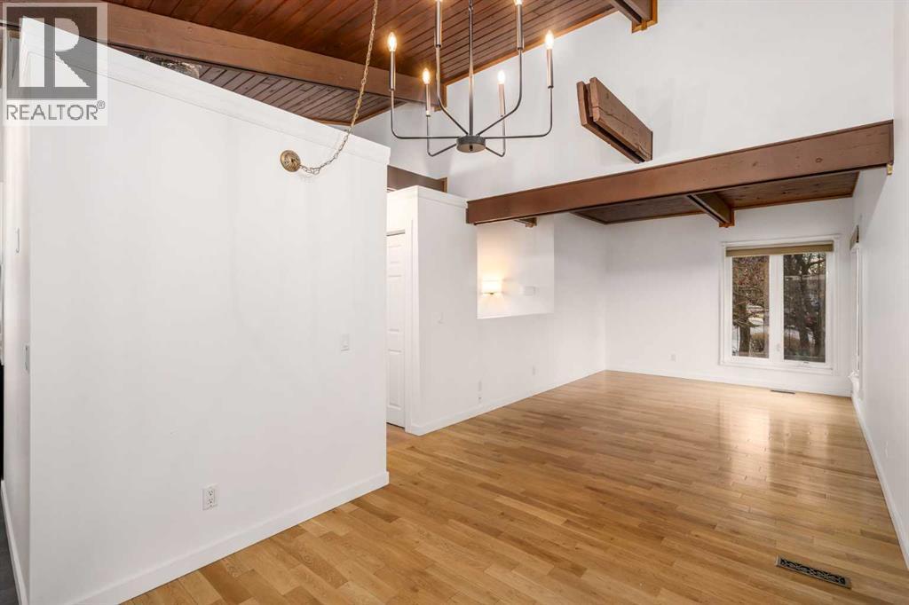 15 A Arlington Bay Se, Calgary, AB - Indoor Photo Showing Other Room