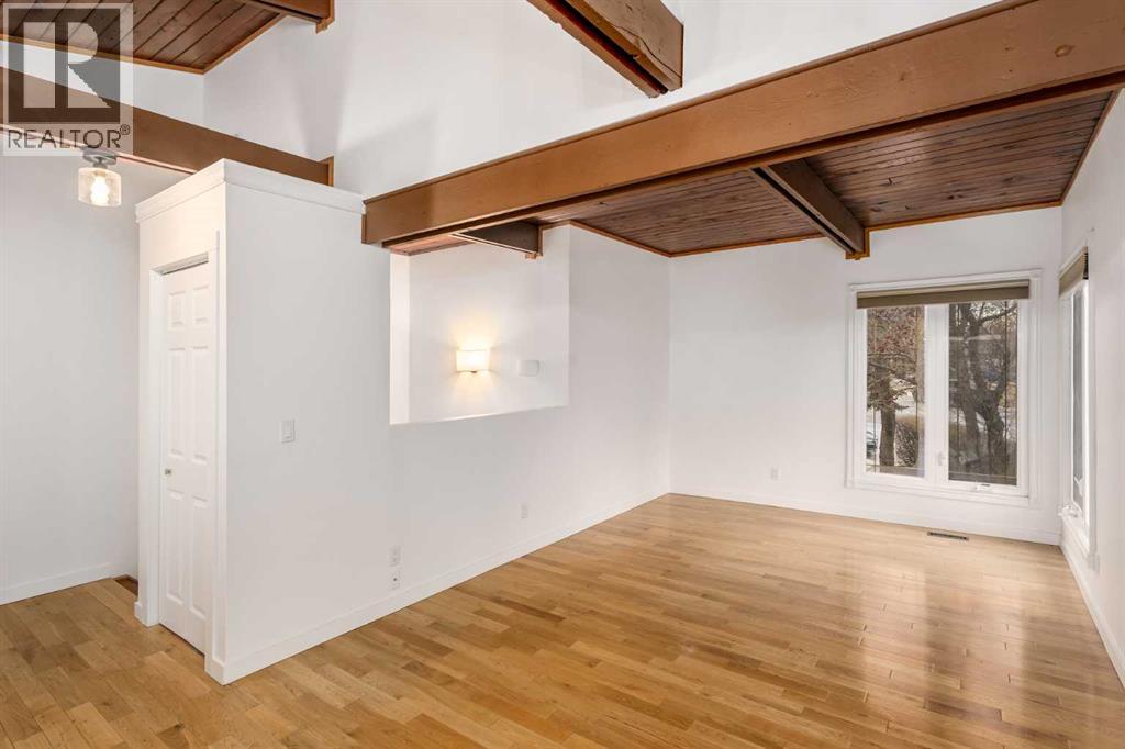 15 A Arlington Bay Se, Calgary, AB - Indoor Photo Showing Other Room