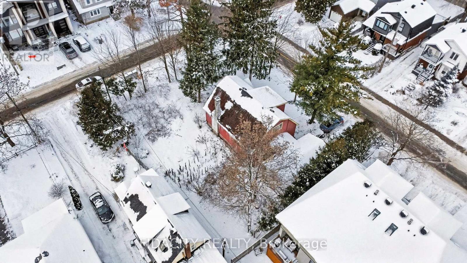 641 Tweedsmuir Avenue, Ottawa, ON