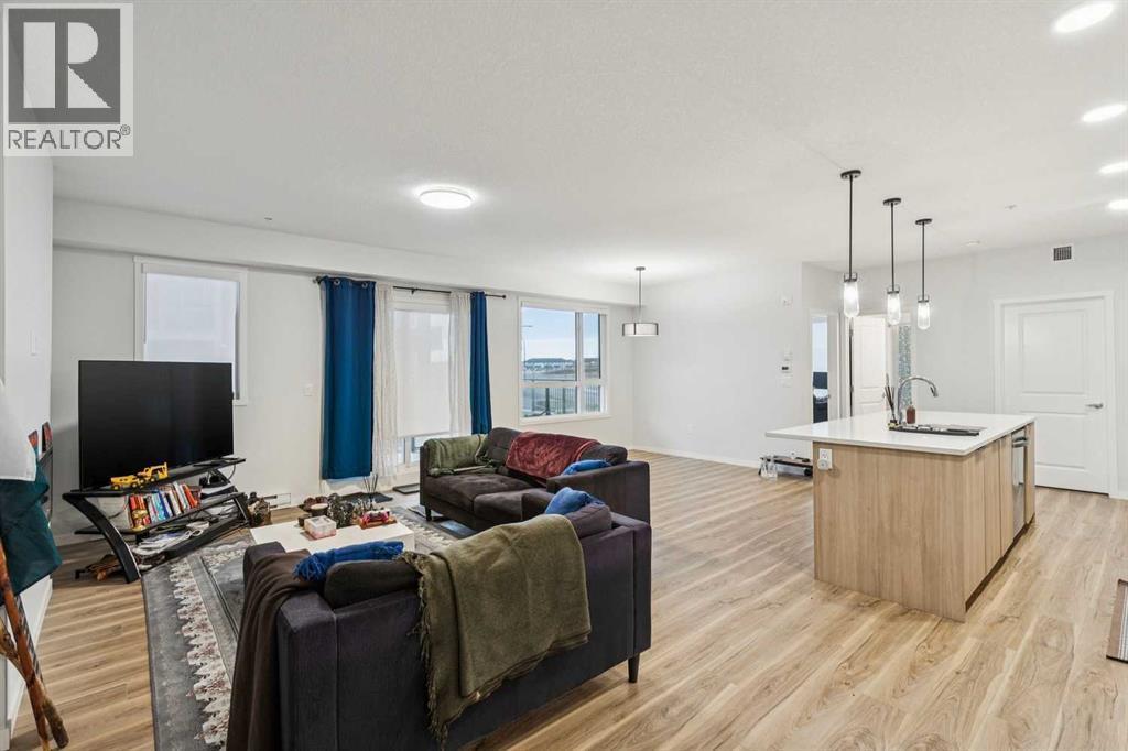 3116, 33 Carringham Gate Nw, Calgary, AB - Indoor