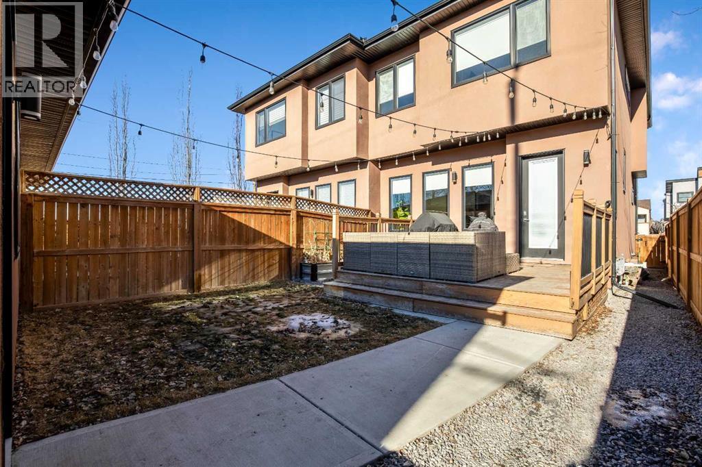Stucco & Brick Exterior- Built in 2016 - 303 30 Avenue Ne, Calgary, AB - Outdoor