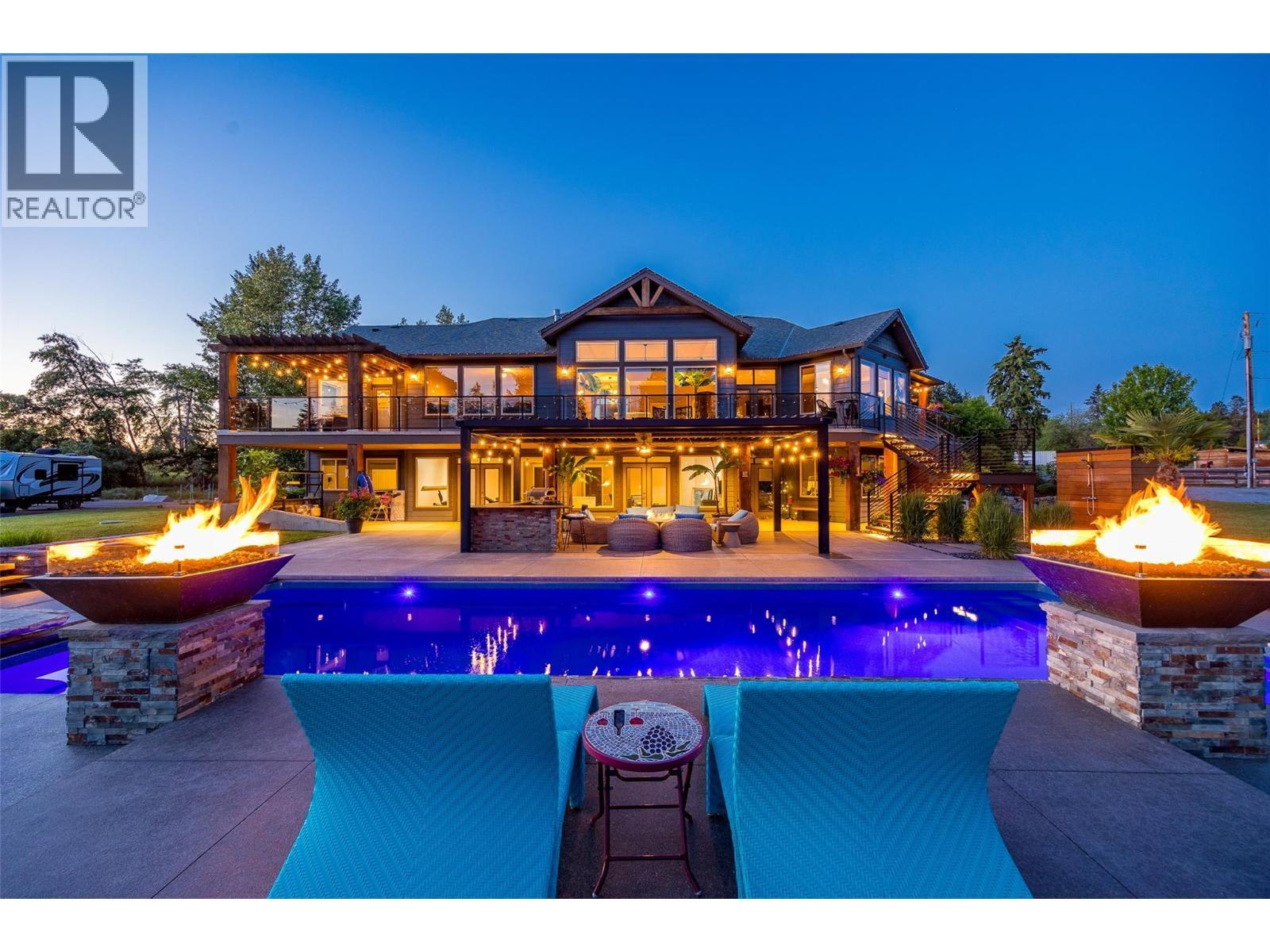 4284 Jaud Road, Kelowna, BC - Outdoor With In Ground Pool