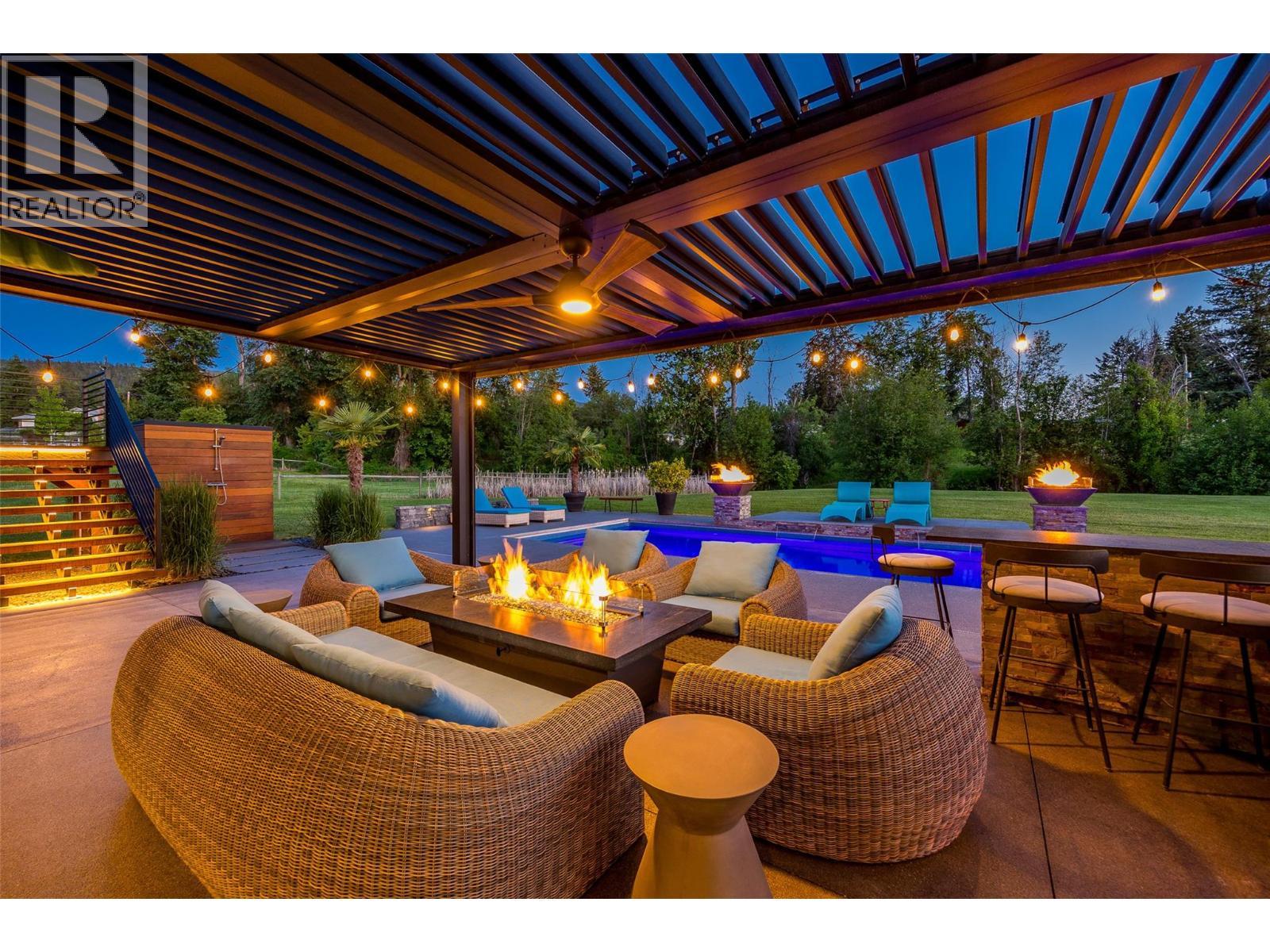 4284 Jaud Road, Kelowna, BC - Outdoor With In Ground Pool