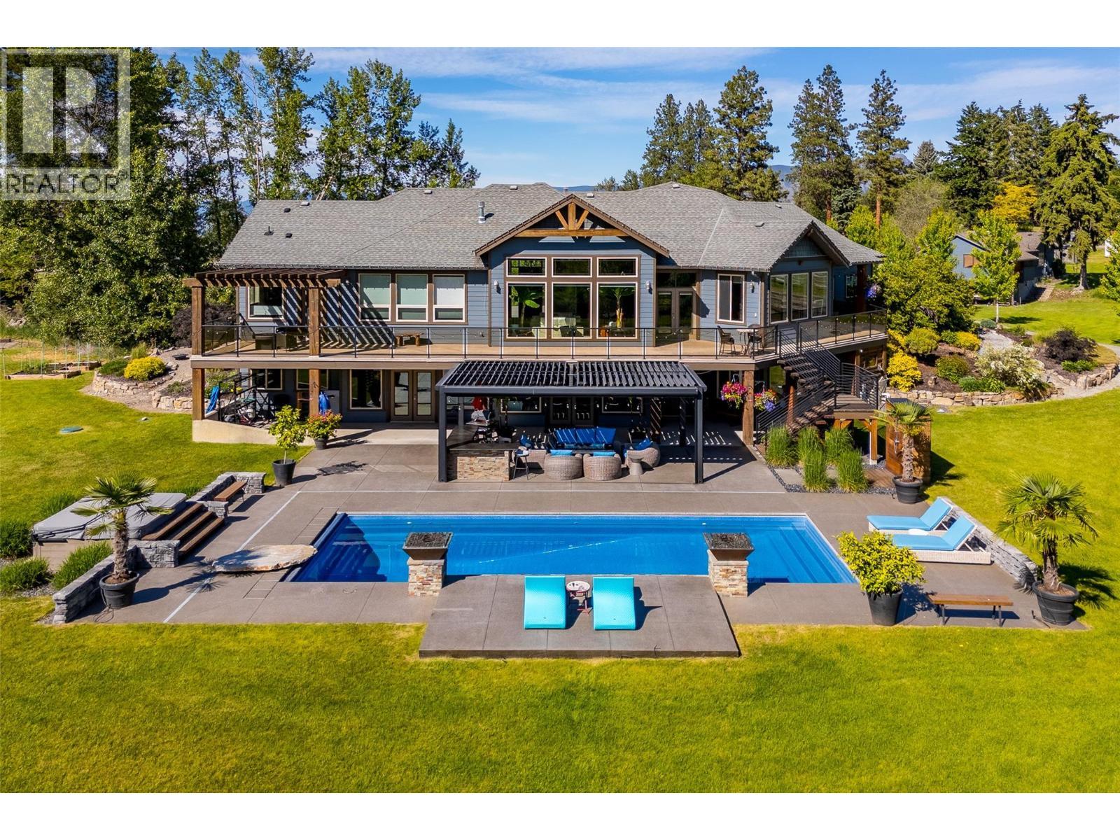 4284 Jaud Road, Kelowna, BC - Outdoor With In Ground Pool