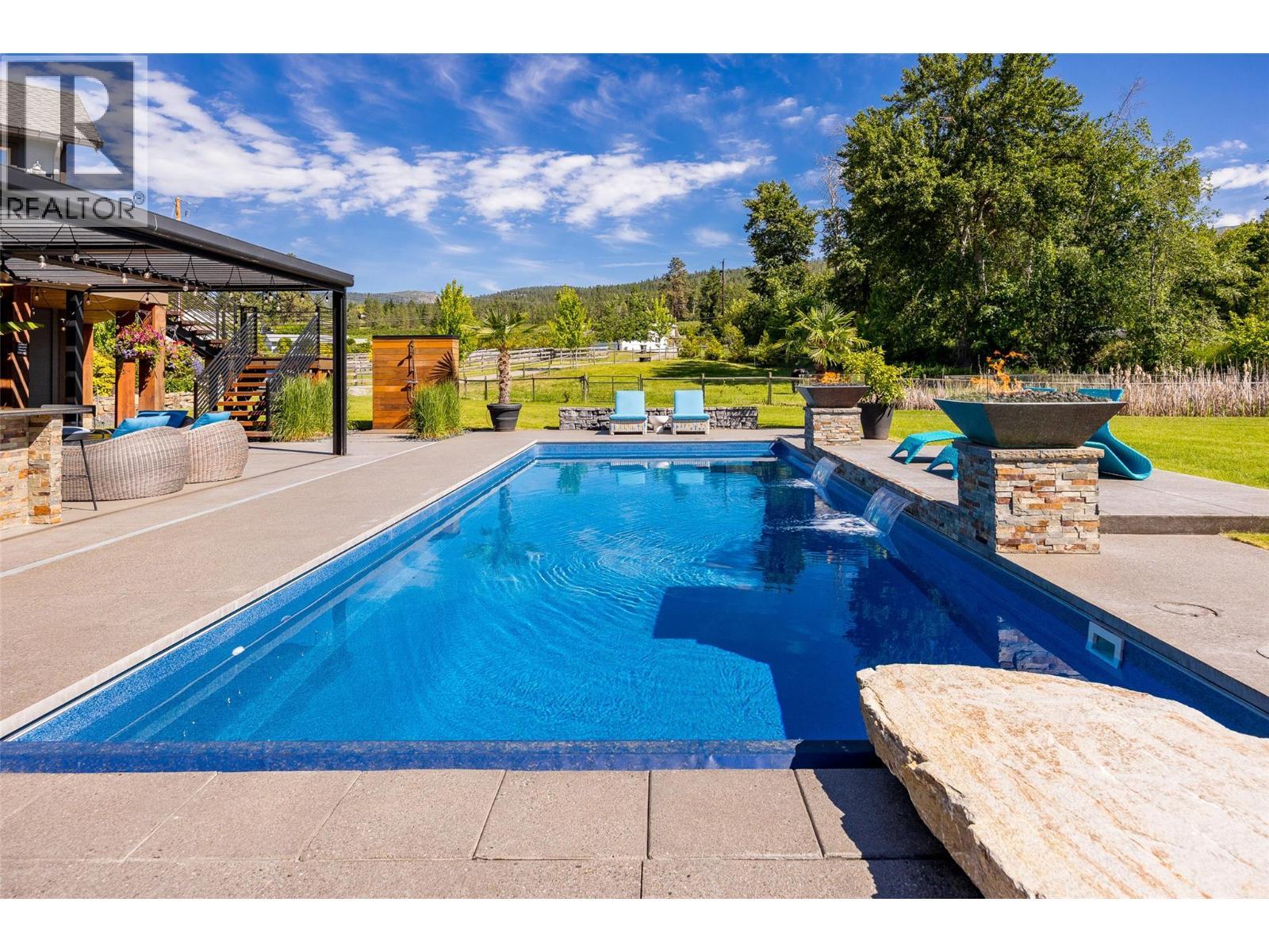 4284 Jaud Road, Kelowna, BC - Outdoor With In Ground Pool