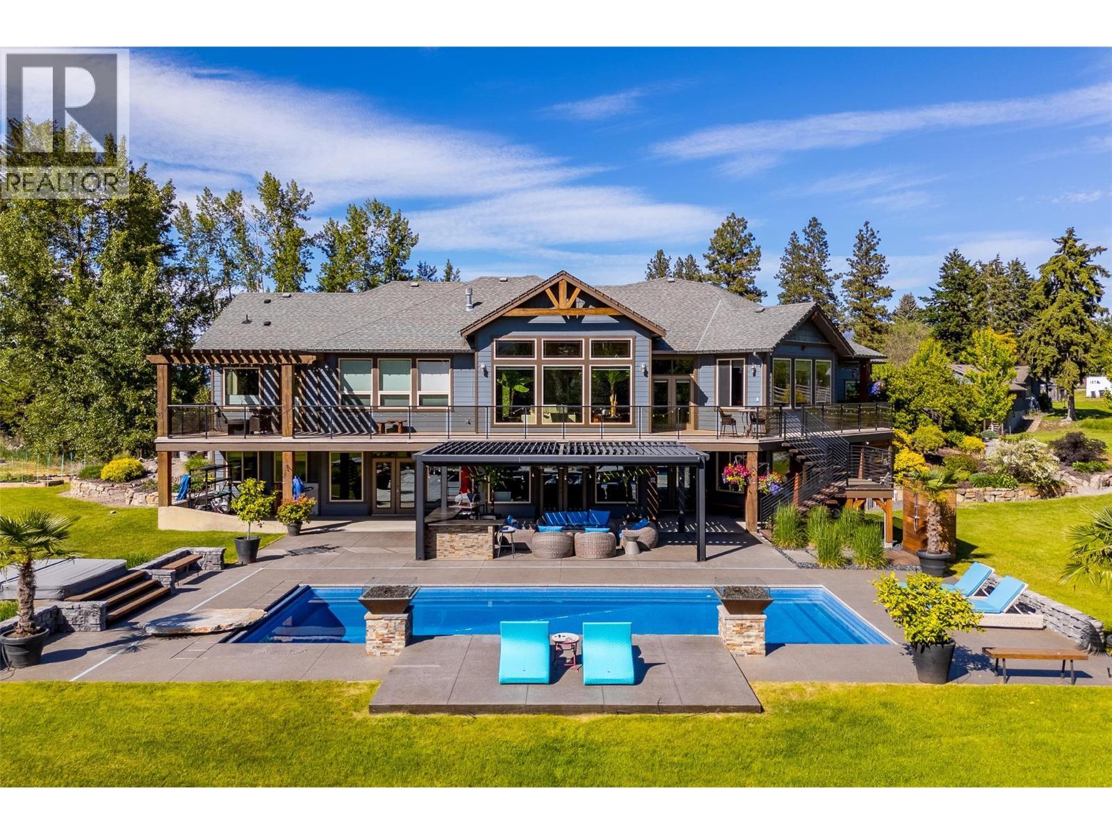 4284 Jaud Road, Kelowna, BC - Outdoor With In Ground Pool