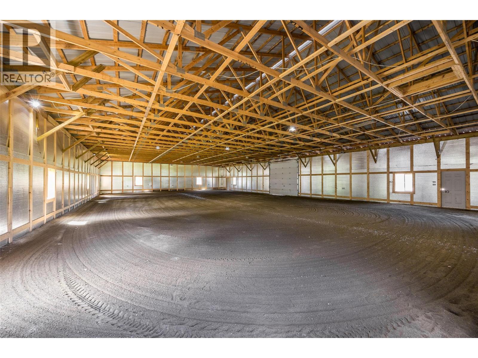 4284 Jaud Road, Kelowna, BC - Indoor