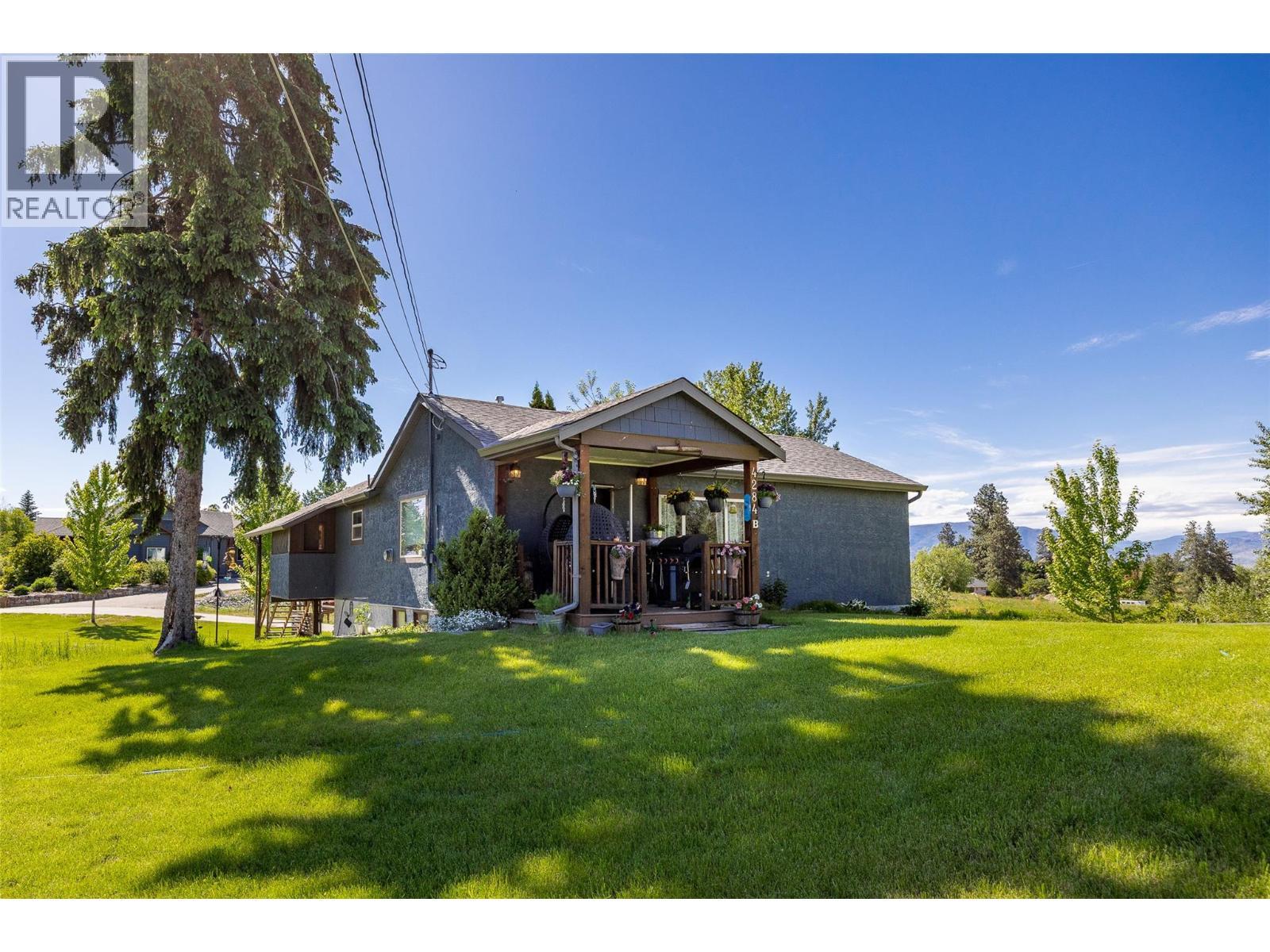 4284 Jaud Road, Kelowna, BC - Outdoor