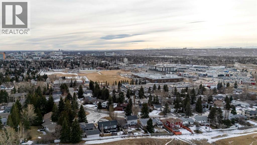 3387 Breton Close Nw, Calgary, AB - Outdoor With View