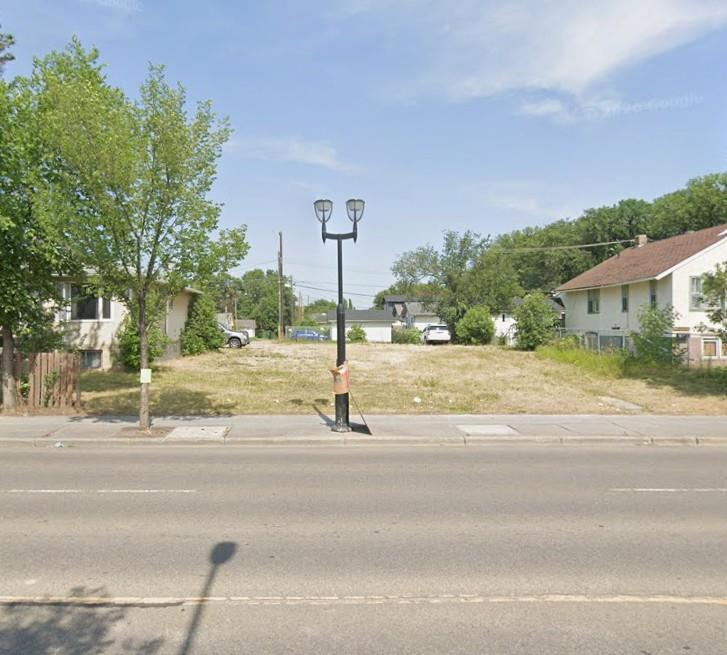 11833 Fort Road, Edmonton, AB