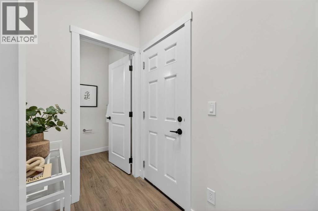 1051 Bayview Crescent, Airdrie, AB - Indoor Photo Showing Other Room