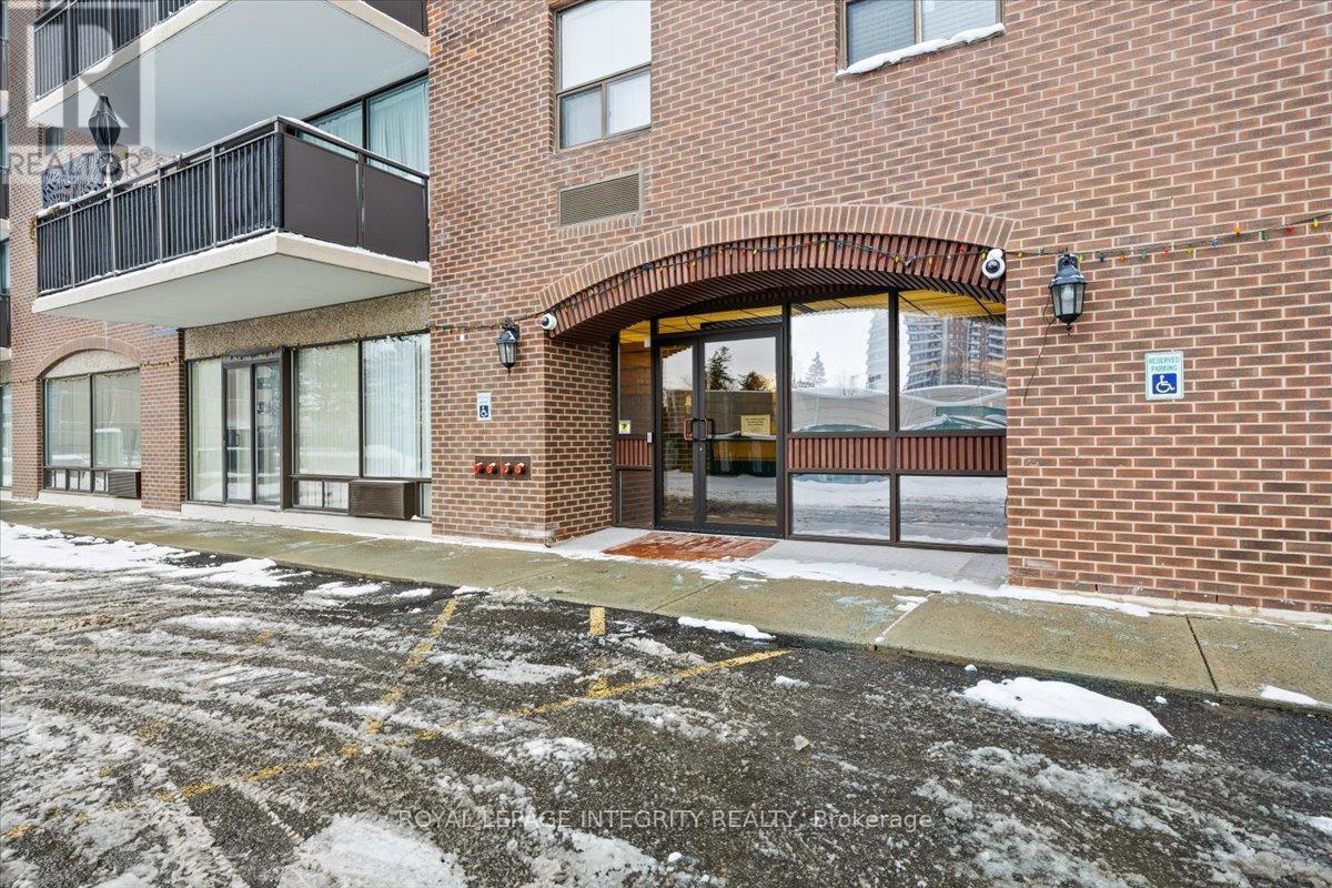 703 - 1190 Richmond Road, Ottawa, ON - Outdoor With Exterior