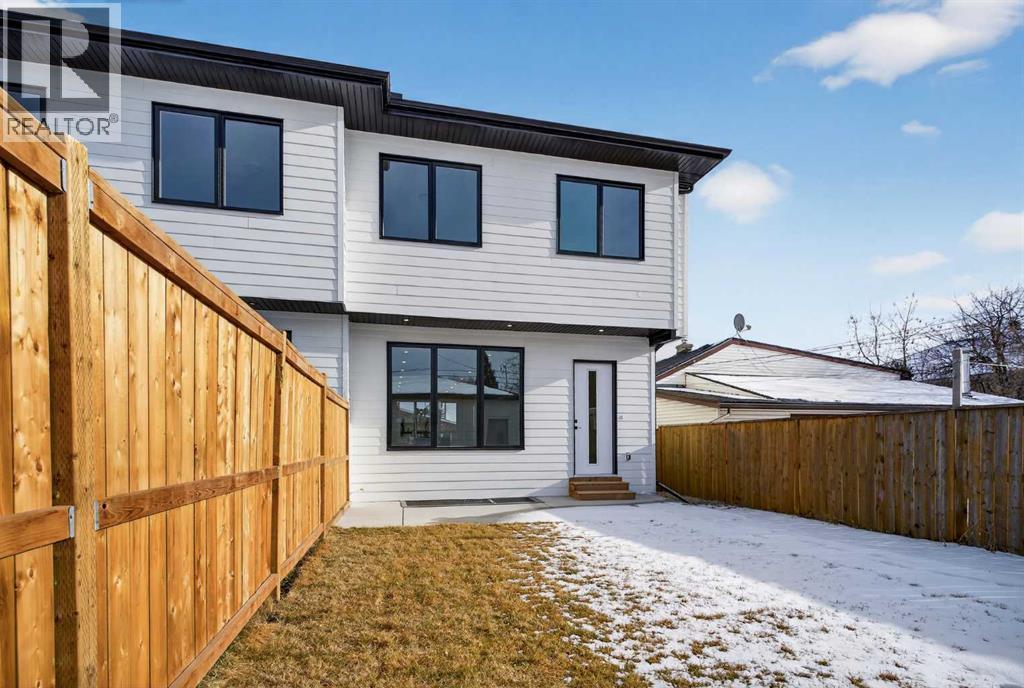 1137 41 Street Sw, Calgary, AB - Outdoor With Exterior