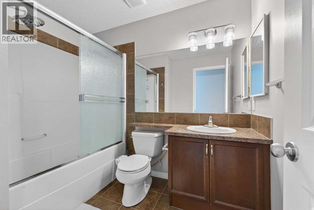 23 Taralake Lane Ne, Calgary, AB - Indoor Photo Showing Bathroom