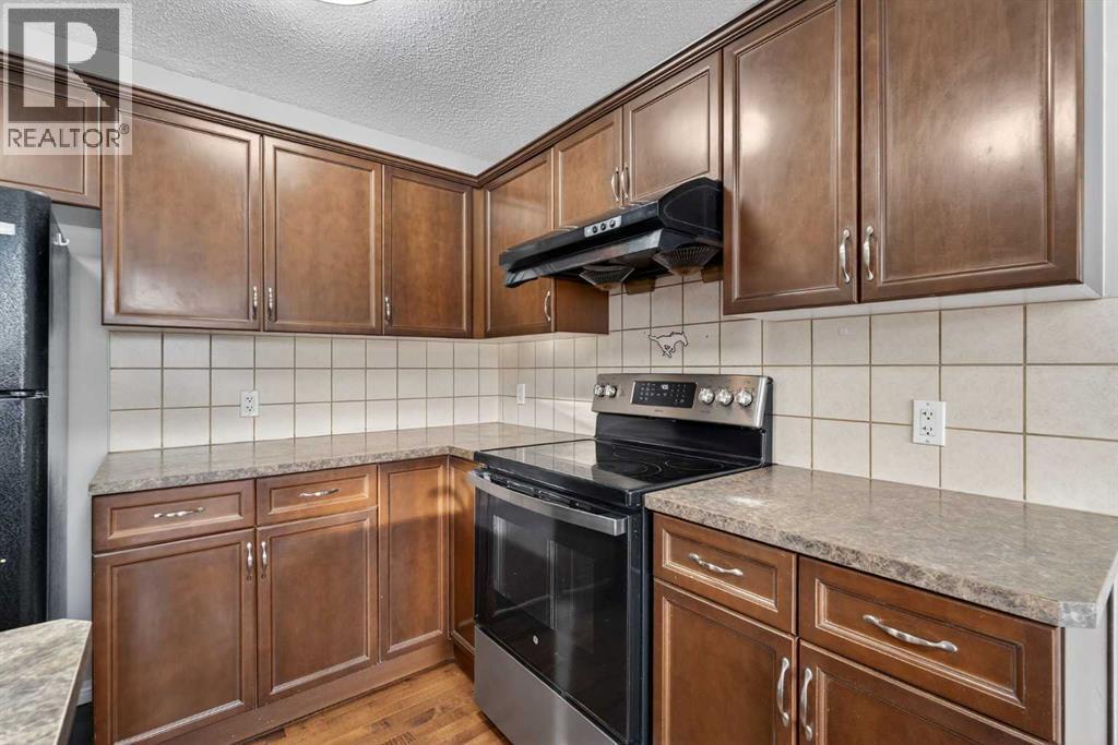 23 Taralake Lane Ne, Calgary, AB - Indoor Photo Showing Kitchen