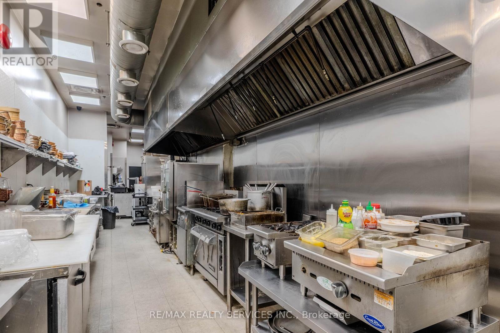 146 King Street W, Kitchener, ON