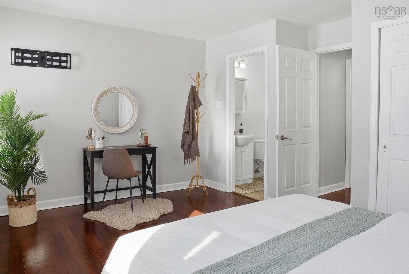 106 126 Farnham Gate Road, Halifax, NS