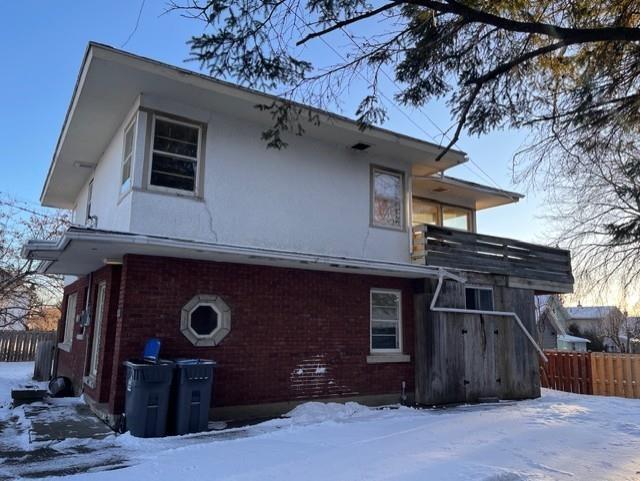 527 Court Street N, Thunder Bay, ON