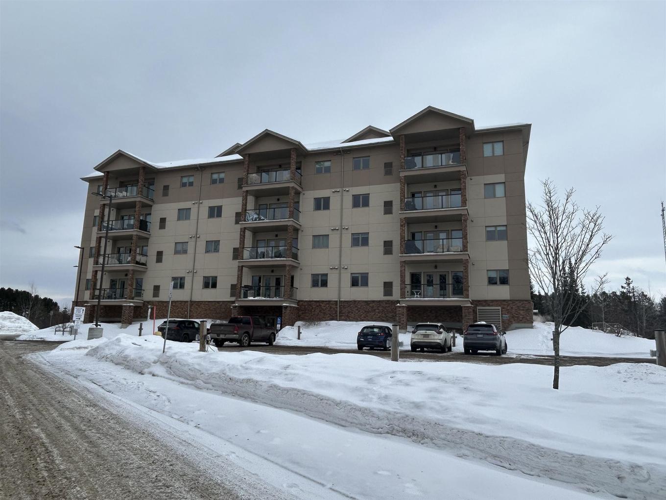 103 1230 Dawson Road, Thunder Bay, ON - Outdoor With Balcony With Facade