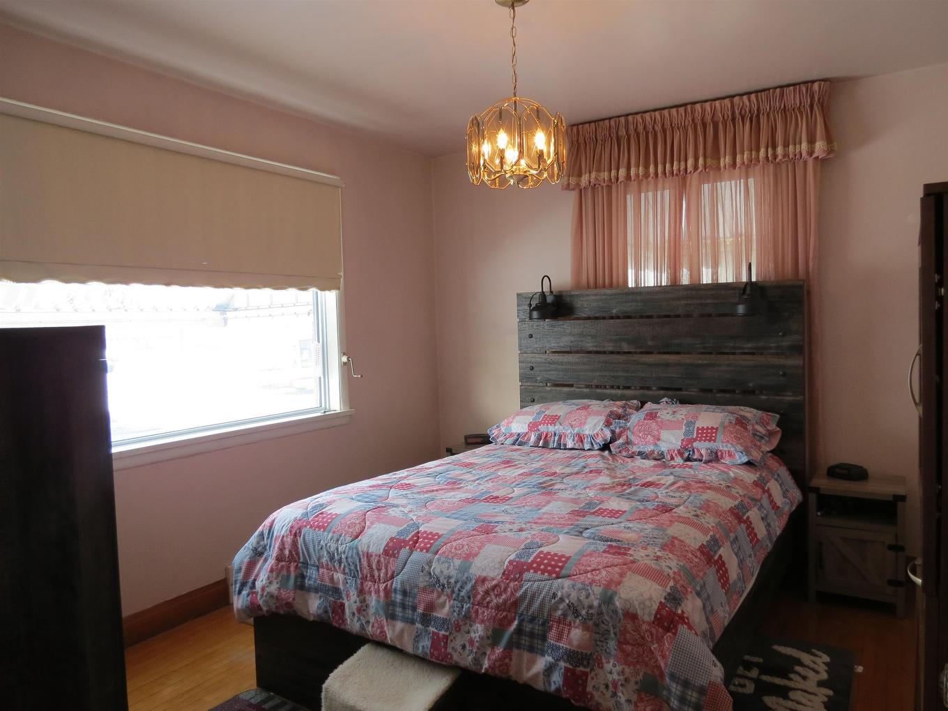 836 Simpson Street, Thunder Bay, ON - Indoor Photo Showing Bedroom