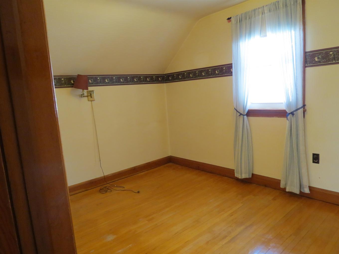 836 Simpson Street, Thunder Bay, ON - Indoor Photo Showing Other Room
