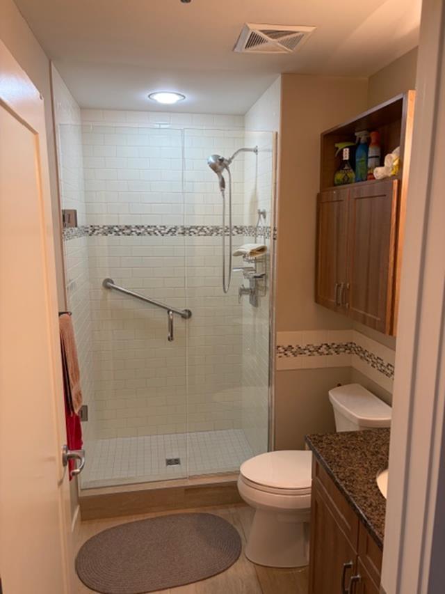 2103 2260 Sleeping Giant Parkway, Thunder Bay, ON - Indoor Photo Showing Bathroom