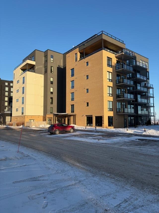 2103 2260 Sleeping Giant Parkway, Thunder Bay, ON - Outdoor With Facade