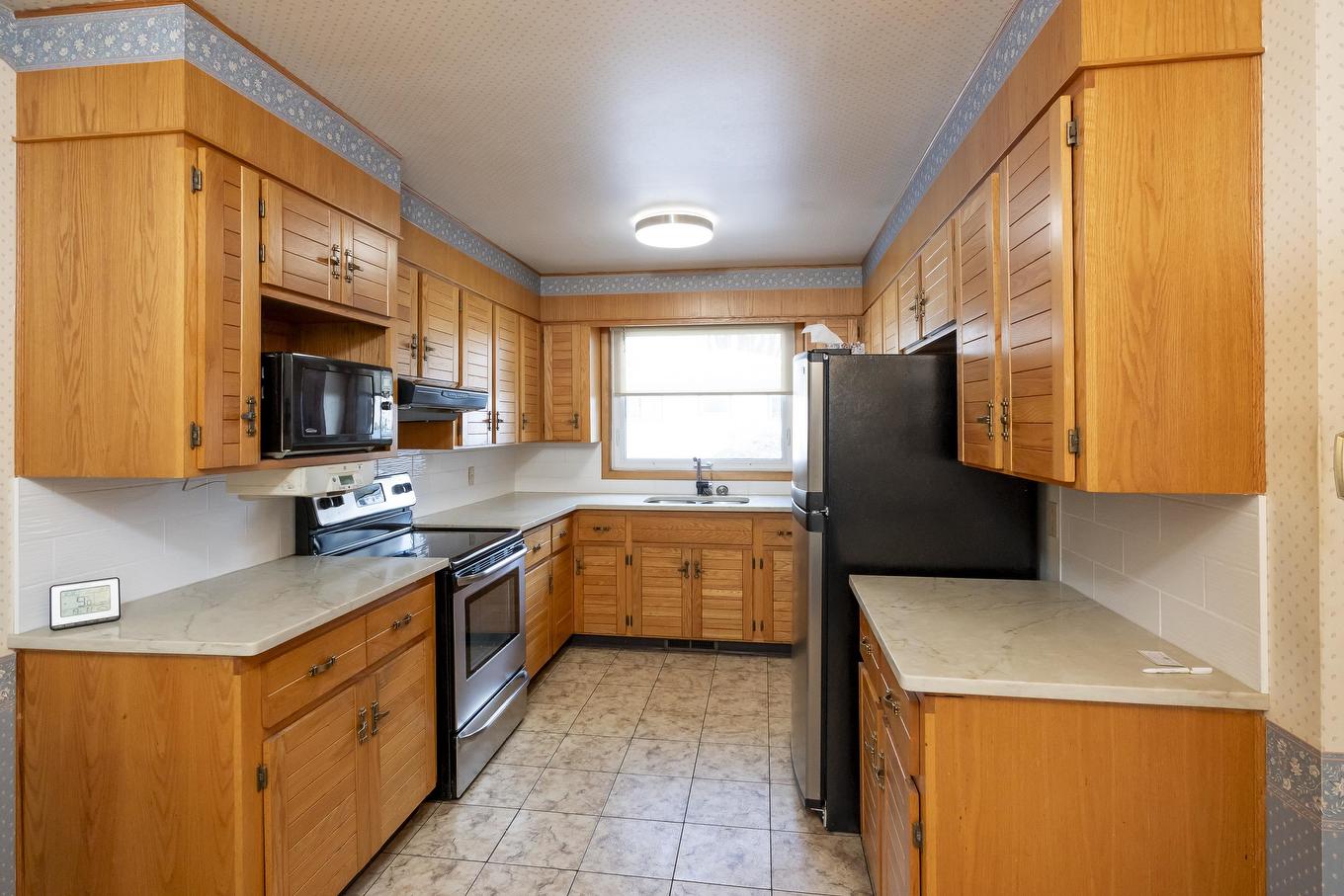 604 Ashdale Place, Thunder Bay, ON