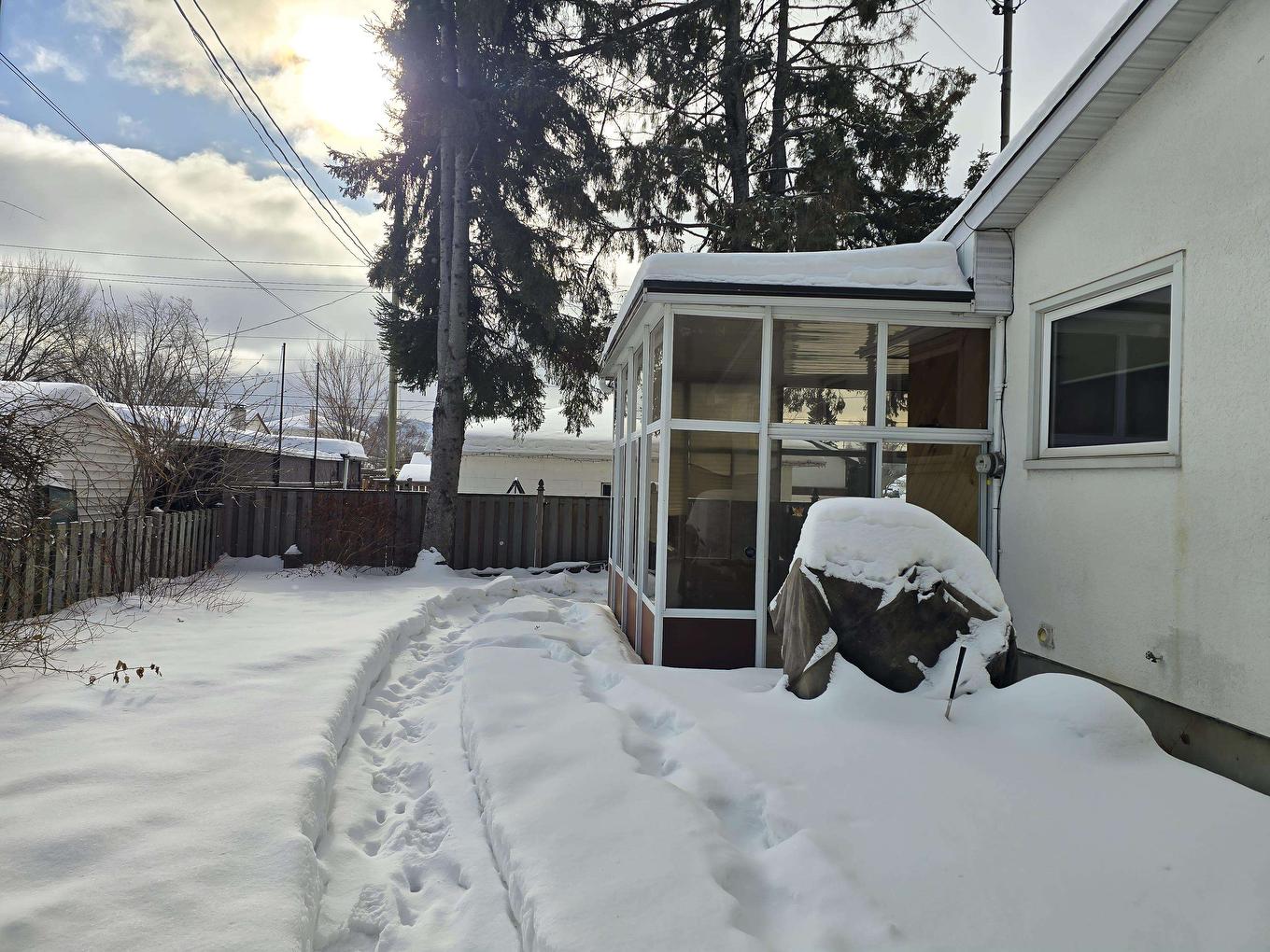 604 Ashdale Place, Thunder Bay, ON