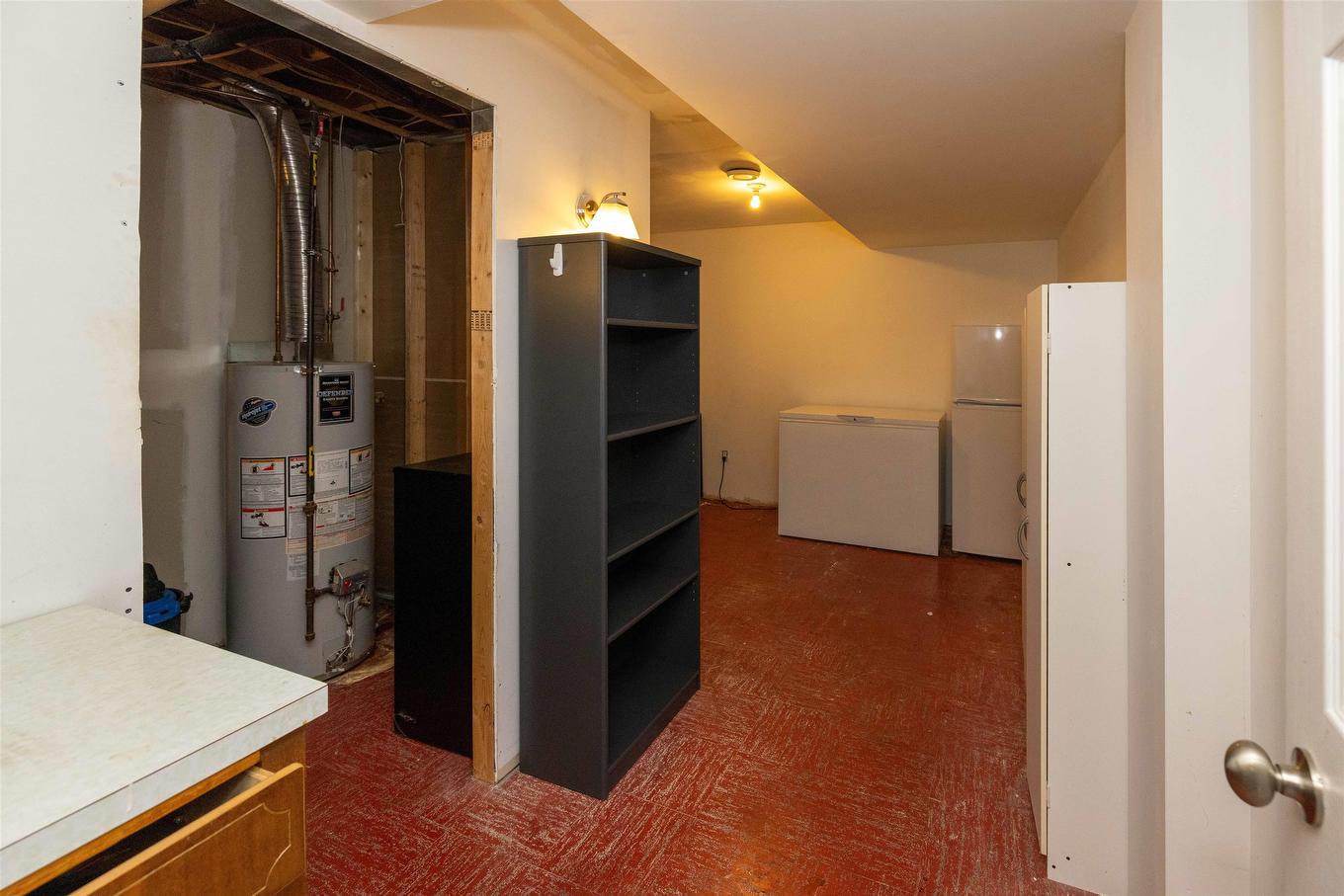 239 Dublin Avenue, Thunder Bay, ON - Indoor