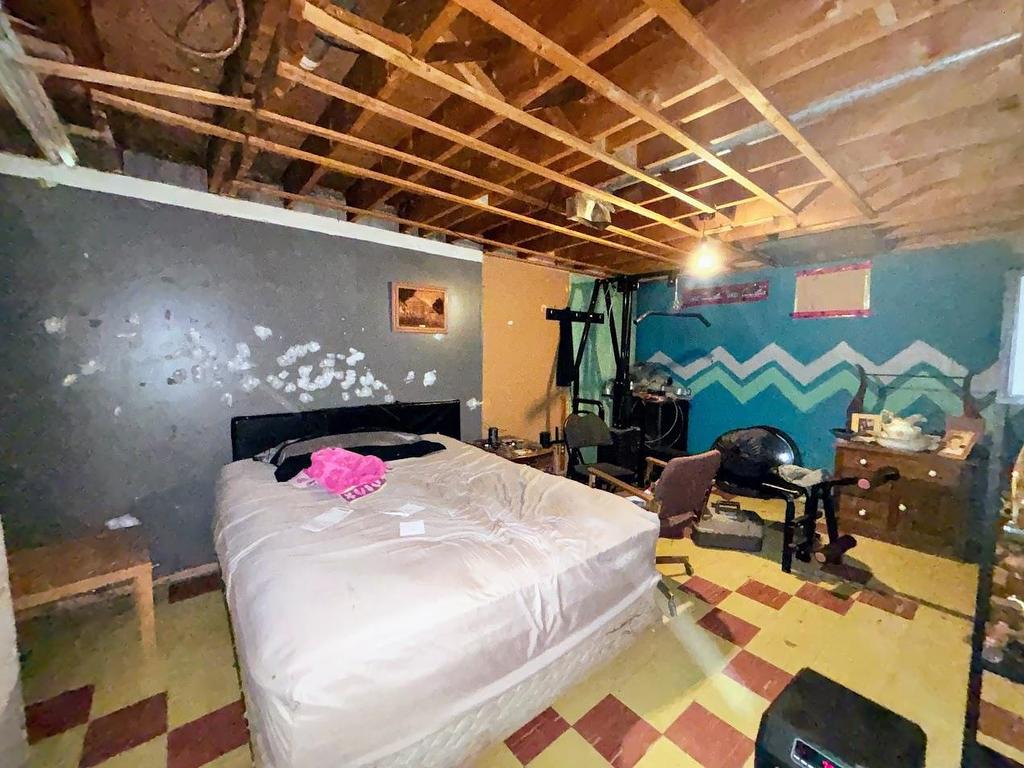 7 Mona Drive, Manitouwadge, ON - Indoor Photo Showing Bedroom
