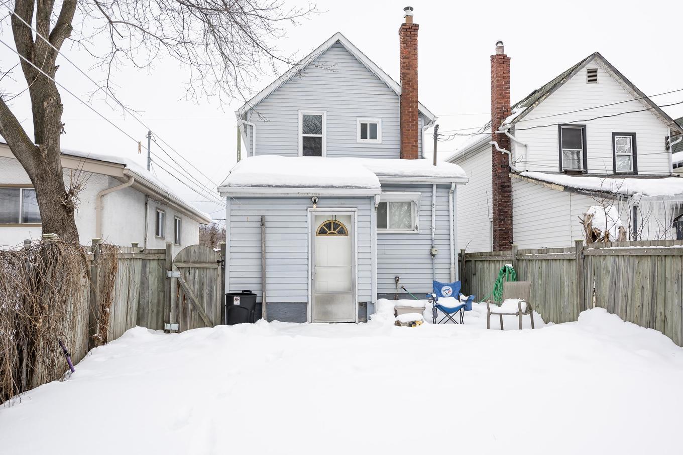 824 Finlayson Street, Thunder Bay, ON - Outdoor