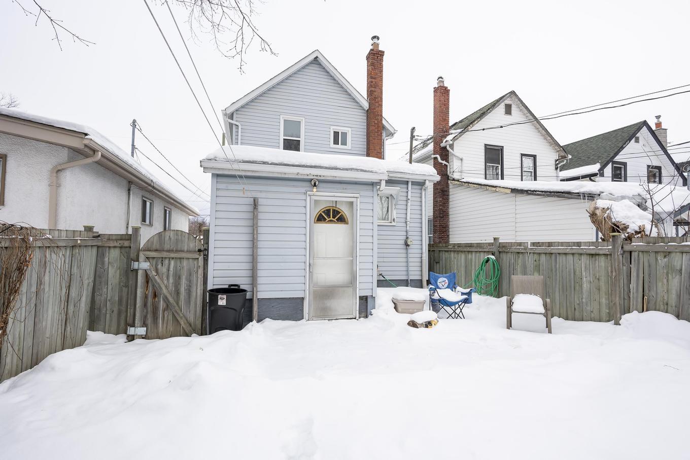 824 Finlayson Street, Thunder Bay, ON - Outdoor