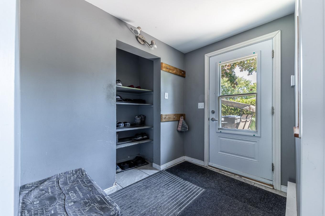 Hall d'entrée/Vestibule - 633 - 637 Rue Philibert-Contant, Saint-Jean-Sur-Richelieu, QC - Indoor Photo Showing Other Room