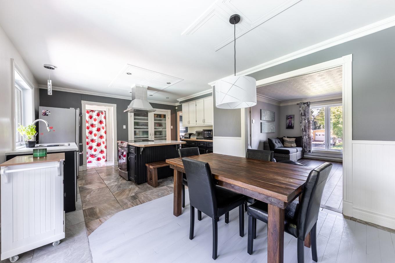 Vue d'ensemble - 633 - 637 Rue Philibert-Contant, Saint-Jean-Sur-Richelieu, QC - Indoor Photo Showing Dining Room