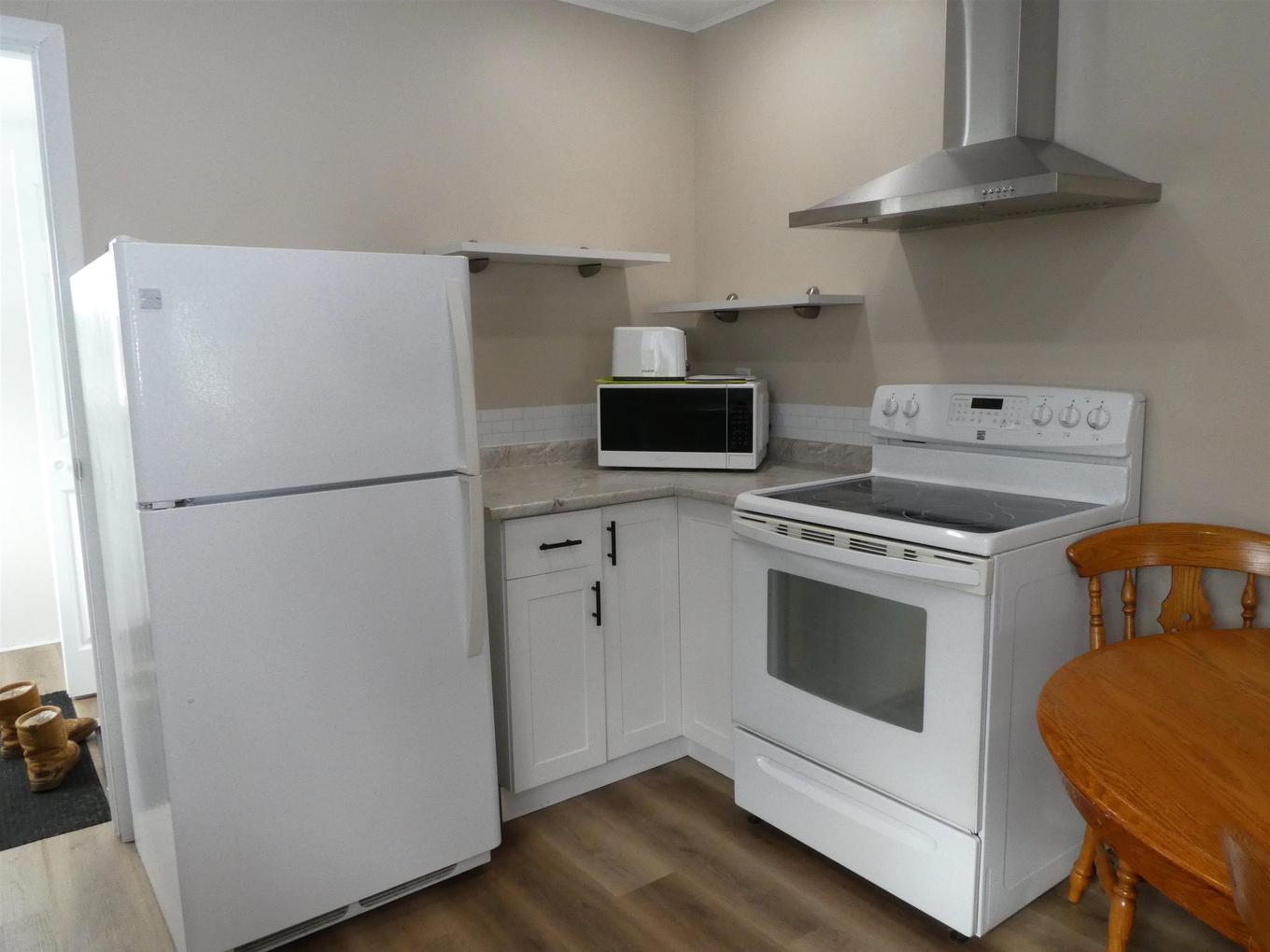 914 First St E, Geraldton, ON - Indoor Photo Showing Kitchen
