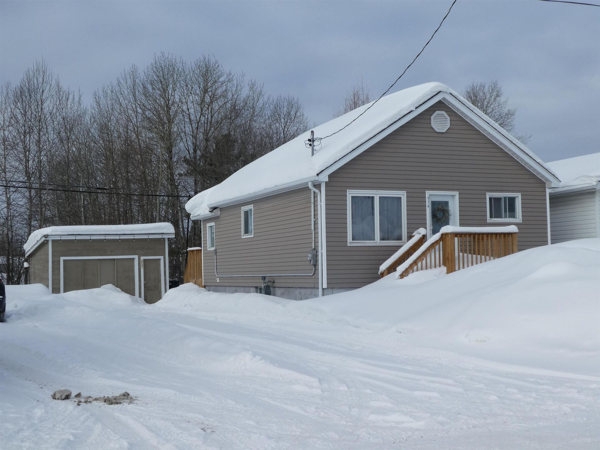 914 First St E, Geraldton, ON - Outdoor