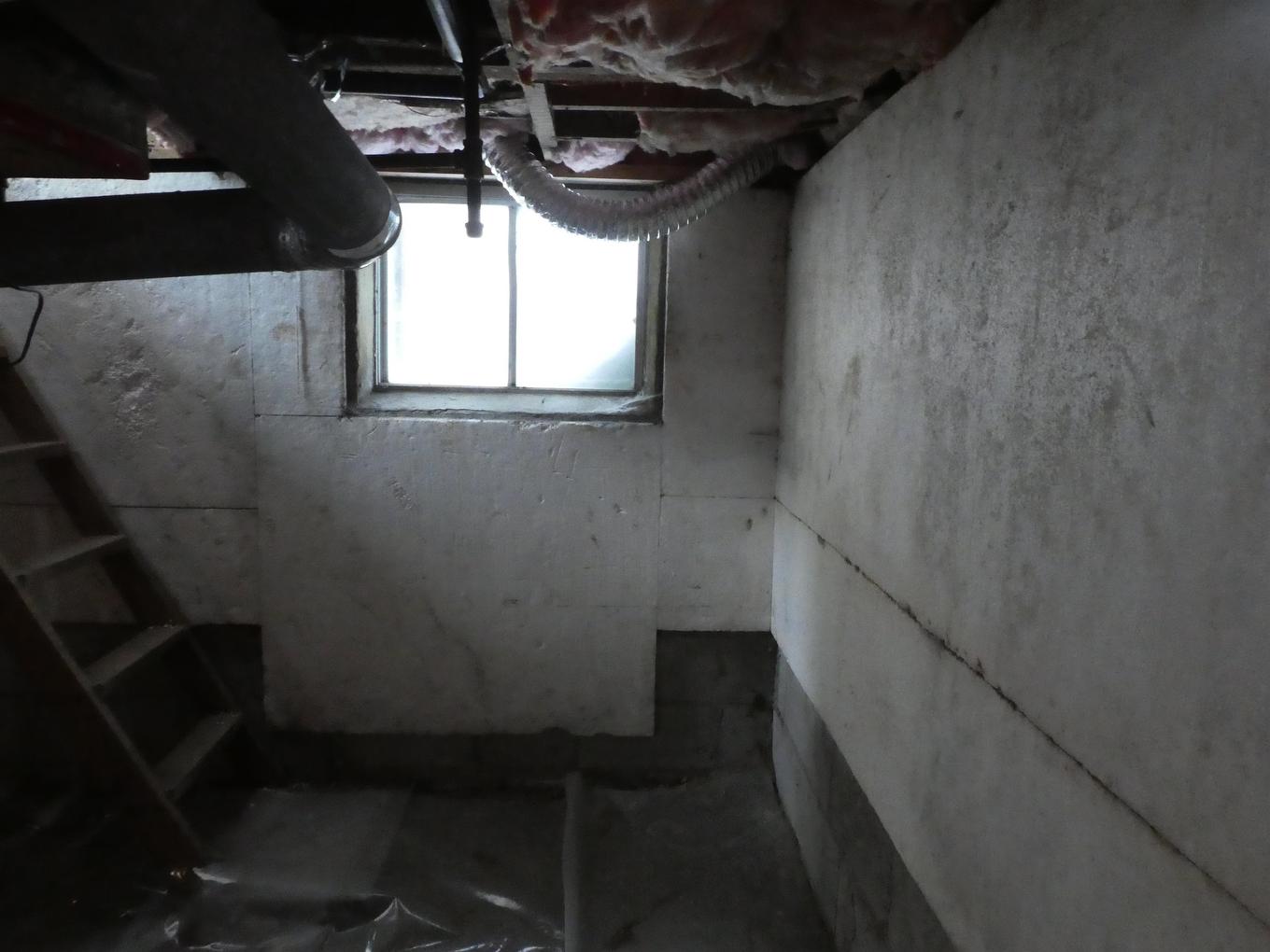 914 First St E, Geraldton, ON - Indoor Photo Showing Basement