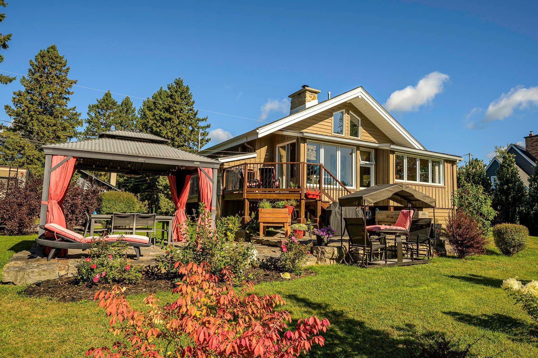 Face arrière - 133 Rue Des Monts, Saint-Sauveur, QC - Outdoor