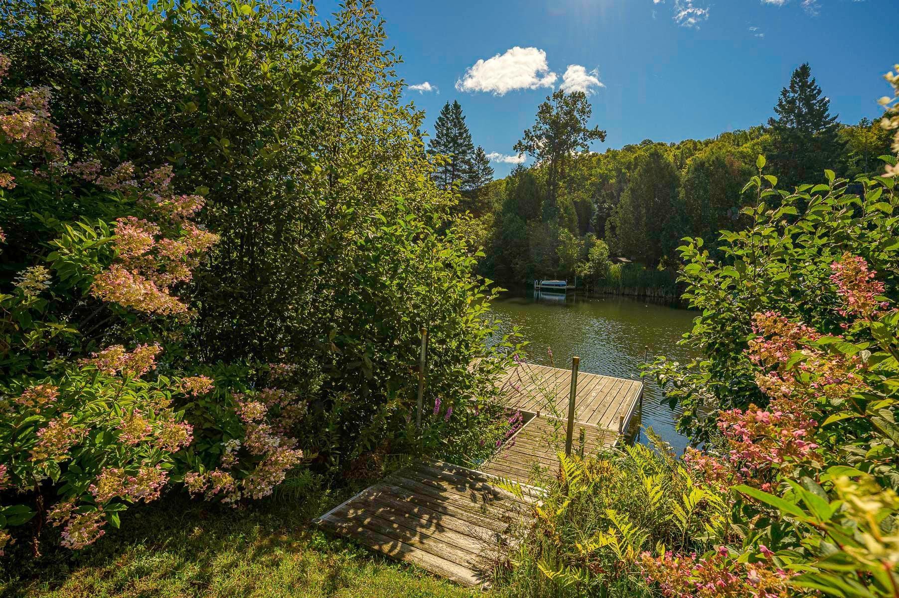 Accès au plan d'eau - 133 Rue Des Monts, Saint-Sauveur, QC - Outdoor