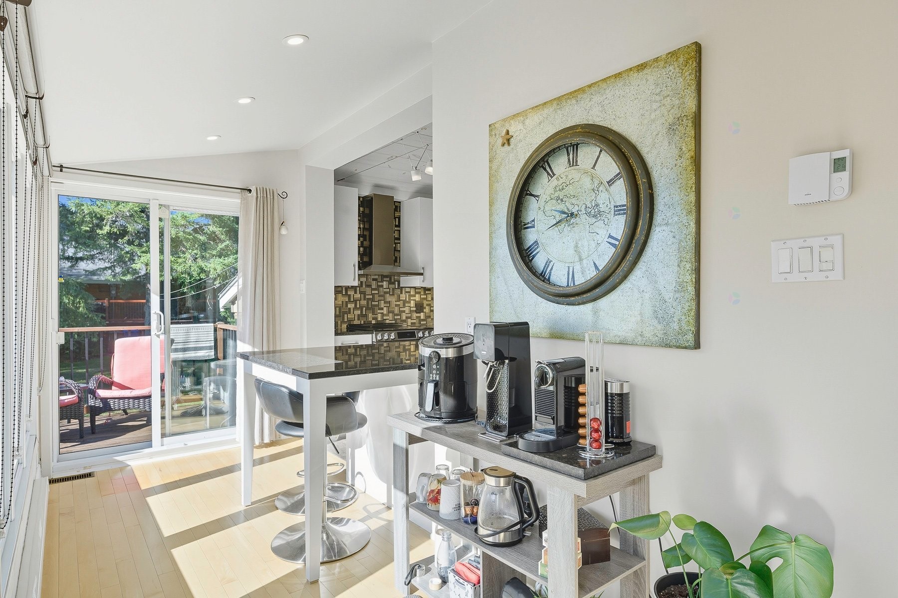 Cuisine - 133 Rue Des Monts, Saint-Sauveur, QC - Indoor Photo Showing Dining Room